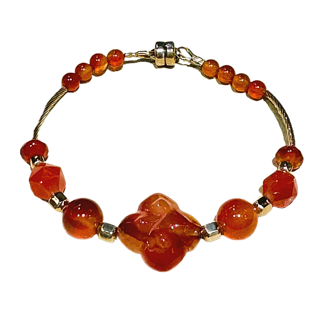 Carnelian Clover Bracelet
