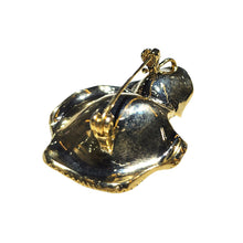Load image into Gallery viewer, Dual Lotus Flower Brooch